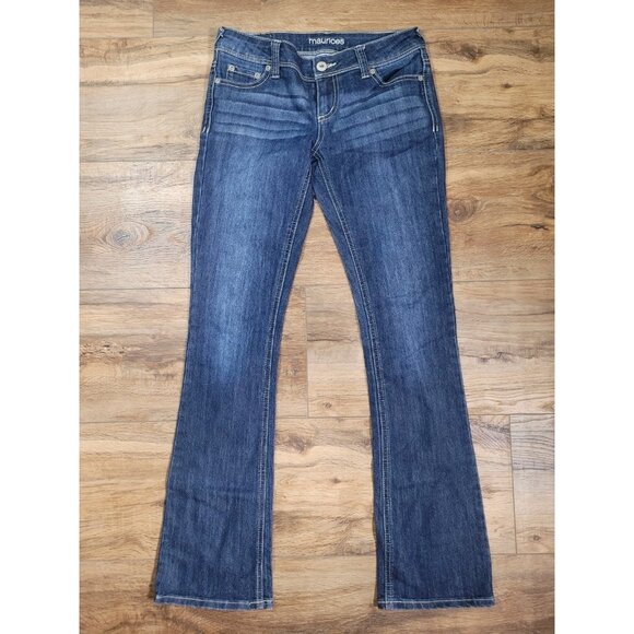 Maurices Bootcut Jeans Women’s 1/2 X 30 Western Cowgirl Embroidered Pocket - Picture 1 of 7